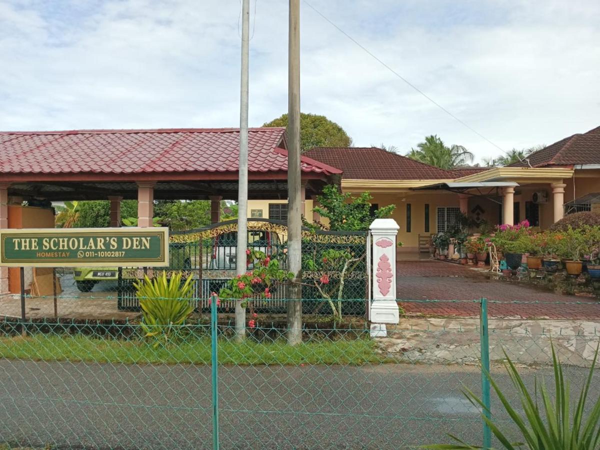 The Scholar's Den Homestay - B&B Kampung Bukit Kechil