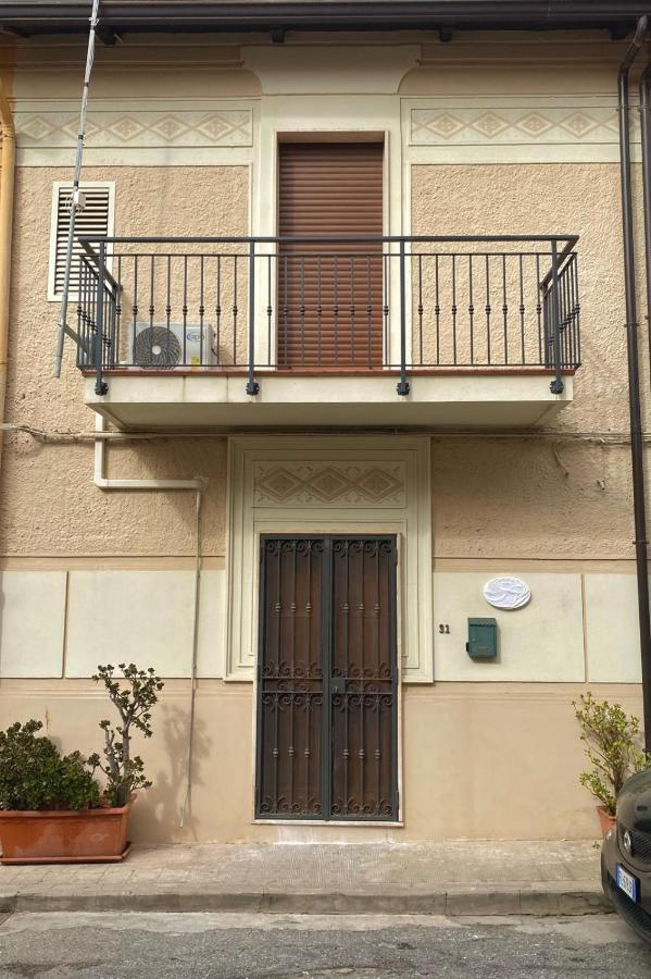 Casa Giulia, comoda palazzina indipendente - Bed and Breakfast Reggio di Calabria