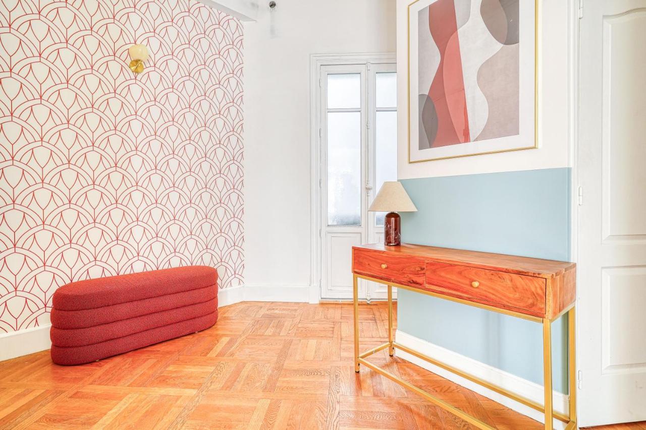 Charme et standing - 2 chambres proches Trocadéro - B&B Parigi