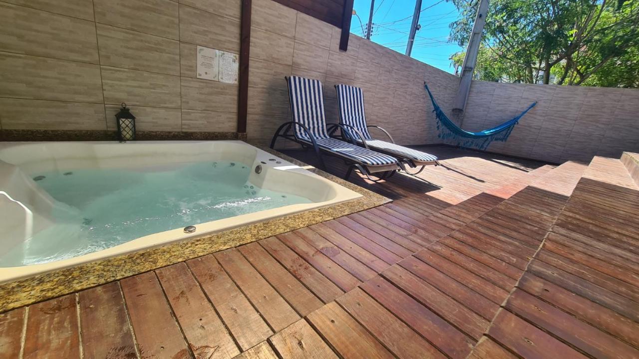 Cabana com hidro grande, lareira e ar condicionado - B&B Penha