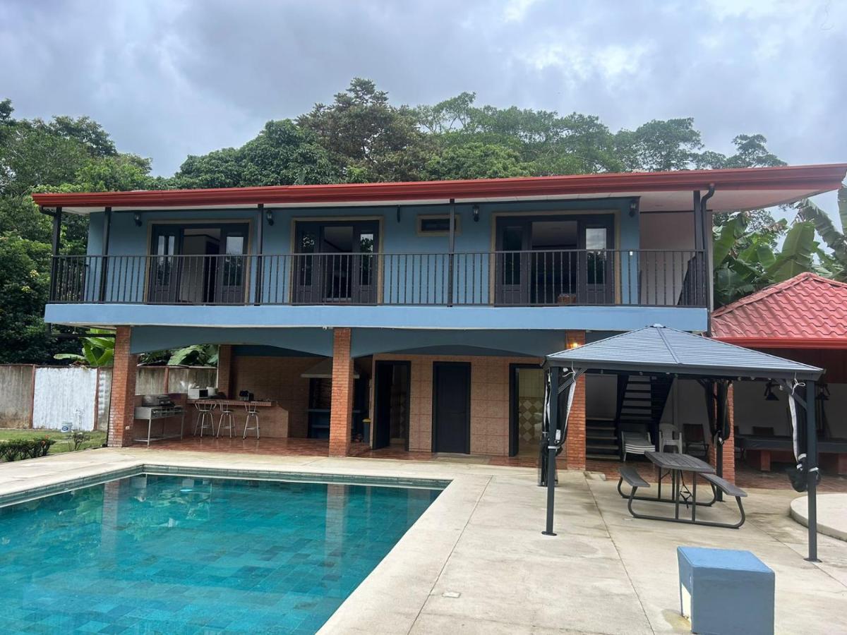 Casa Lapa Herradura con piscina grande privada - Ferienwohnung Herradura