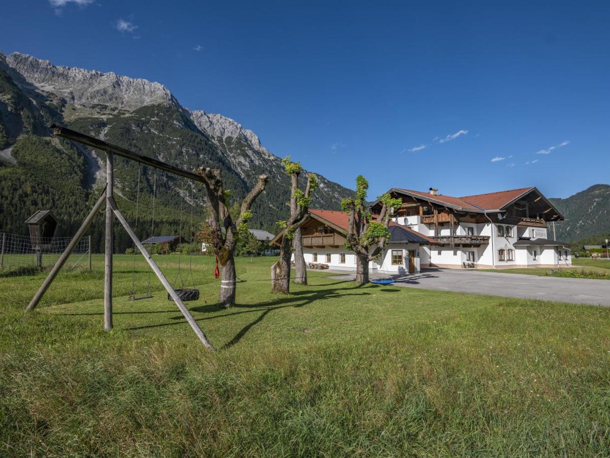 Appartmenthaus Donnerrose - Ferienwohnung Leutasch