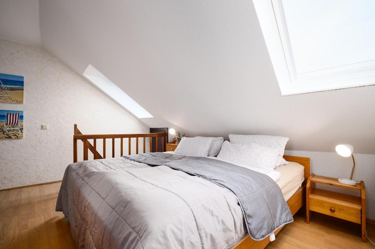 Deichweg 33 Käptns Kajüte - Ferienwohnung Kalifornien