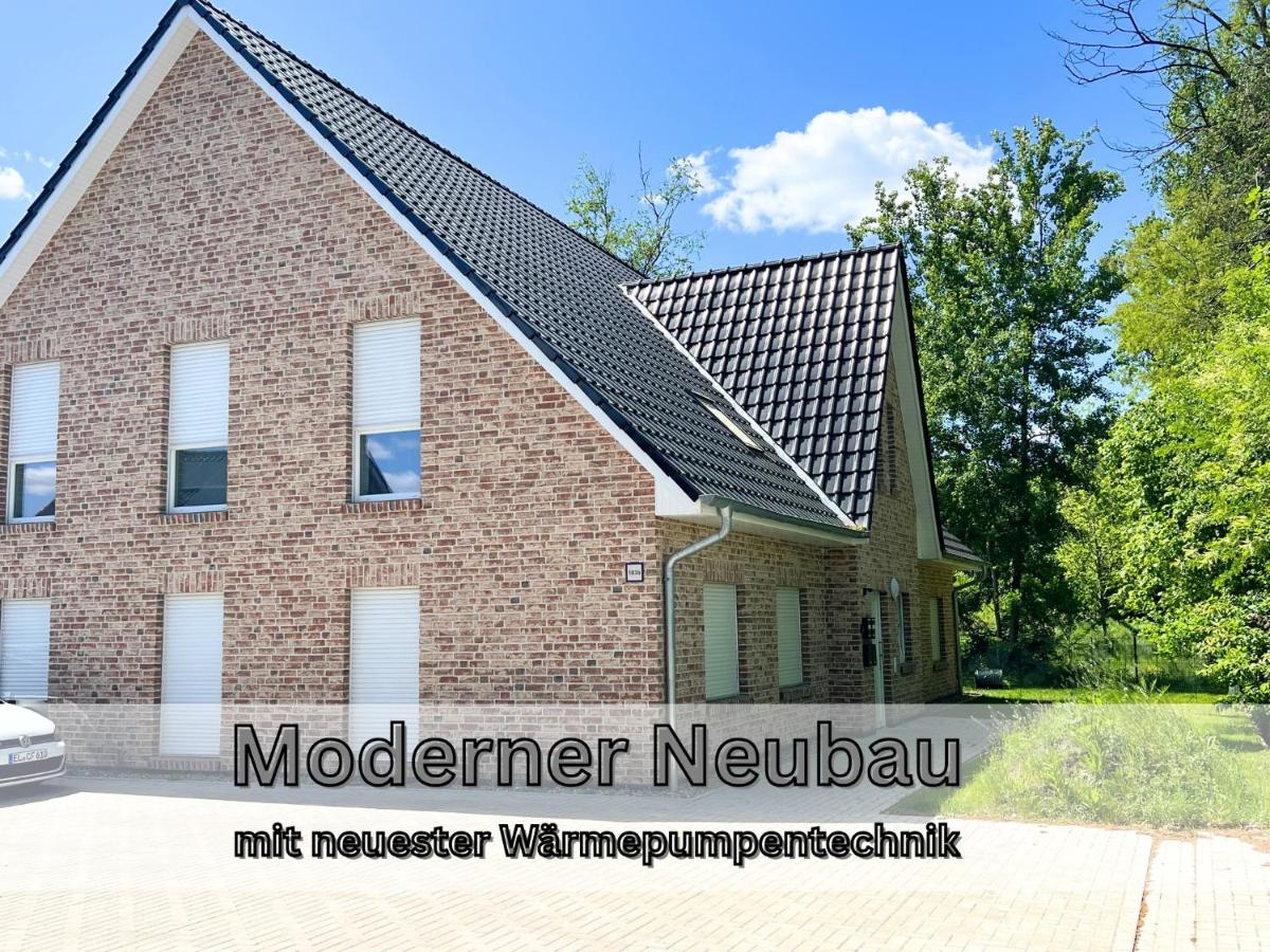 "Poseidon" Papenburg ebenerdig rollstuhlgerecht Terrasse Einbauküche 84 qm Neubau Free Wifi 2 Schlafzimmer bis 4 Personen - Chambres d'hôtes Papenbourg