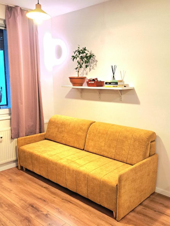 Yellow Sofa - B&B Bratislava