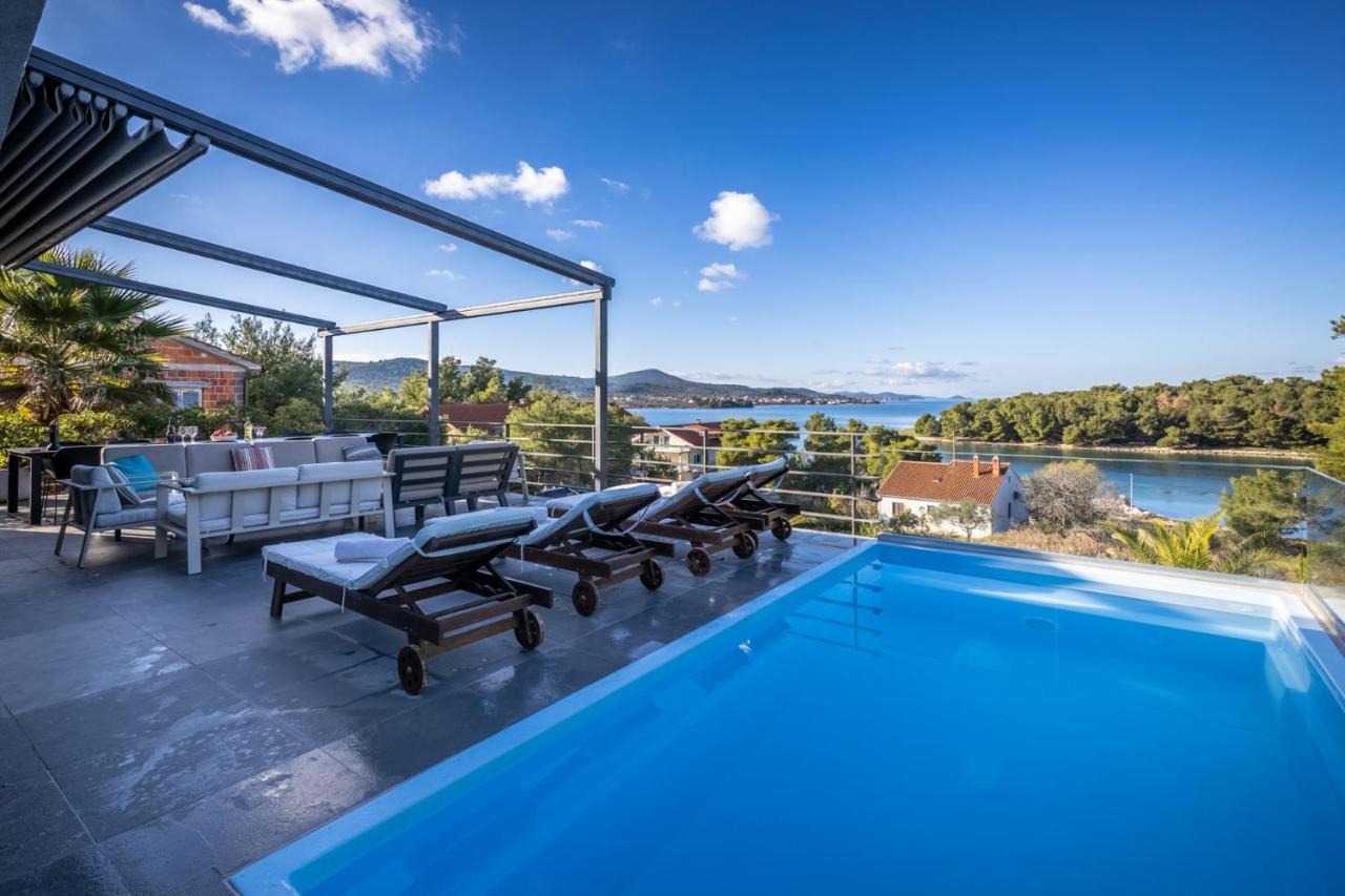 Villa Bella by Tourist Adria Group - B&B Mrljane