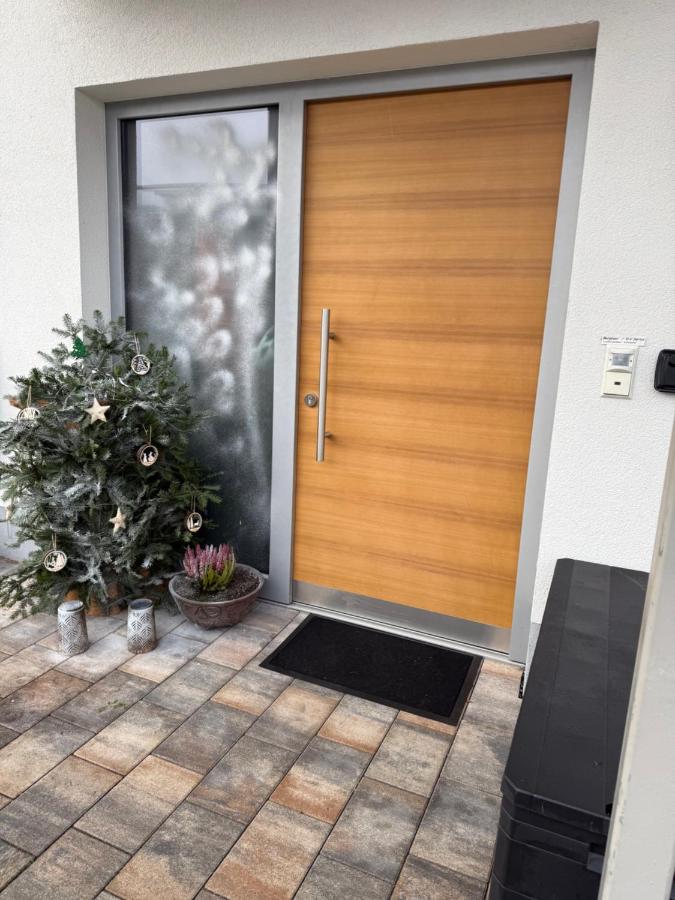 Gästezimmer, 45min vom nächsten Skigebiet, mit Ladesäule - B&B Riedering