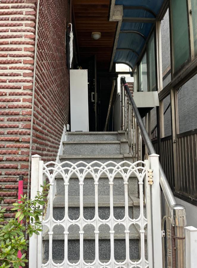 Soohah Stay, Line 9 Express Yeomchang Station 6 minutes, Incheon Airport, Hongdae, Gangnam, Gocheok Dome, 6-person Two-room - B&B Seoul