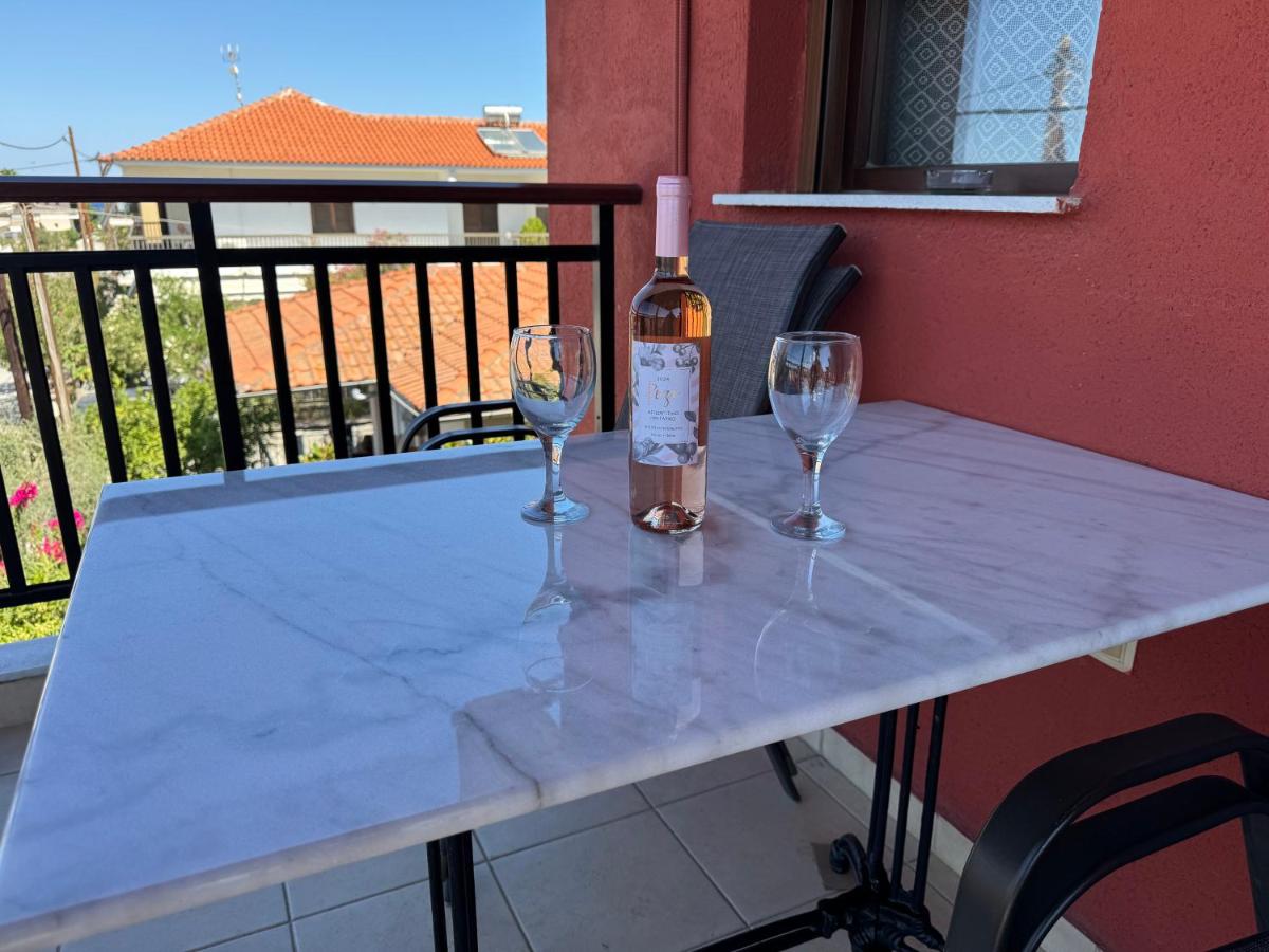 Nea Roda Apartments 2 - B&B Nea Roda