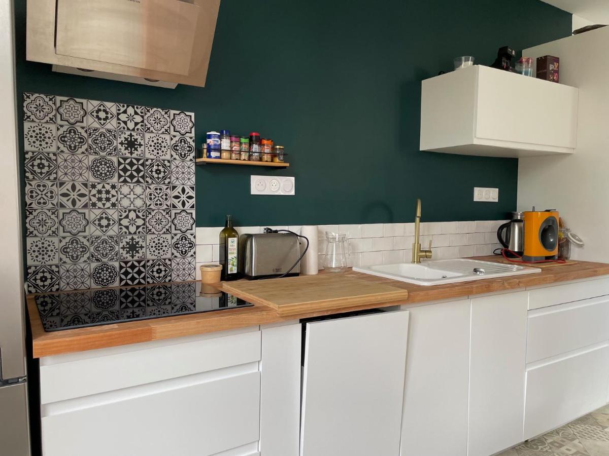 Petite maison au cœur de la ville - B&B Pouzauges