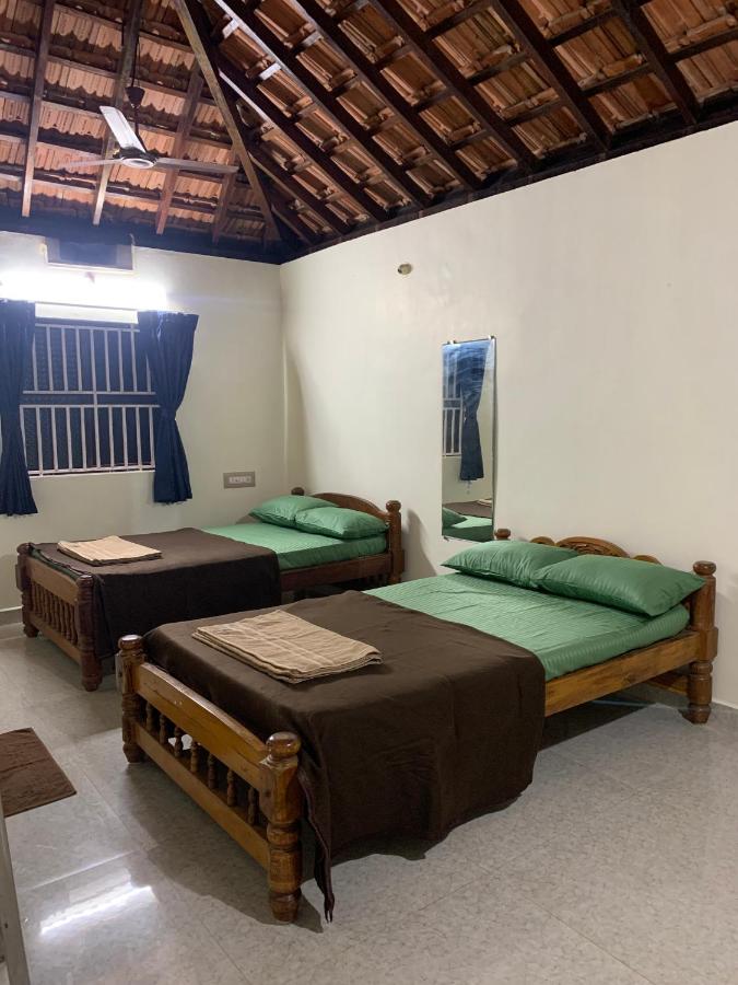 Habitación Doble Estándar con 2 camas dobles