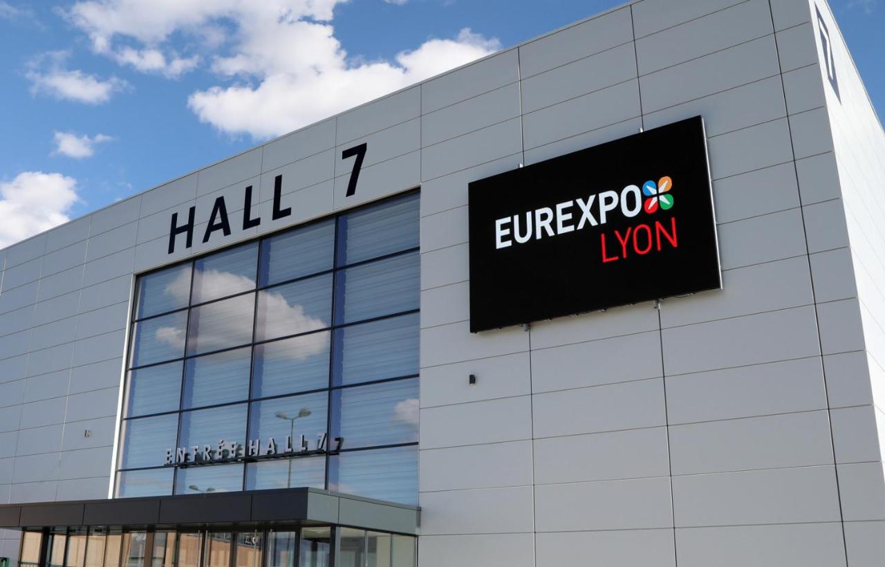 Appartement entier Cozy Rdj Parking gratuit, proche tramway, stade OL, ARENA, Eurexpo, Aéroport StExupéry, Gare TGV Lyon Partdieu - B&B Décines-Charpieu