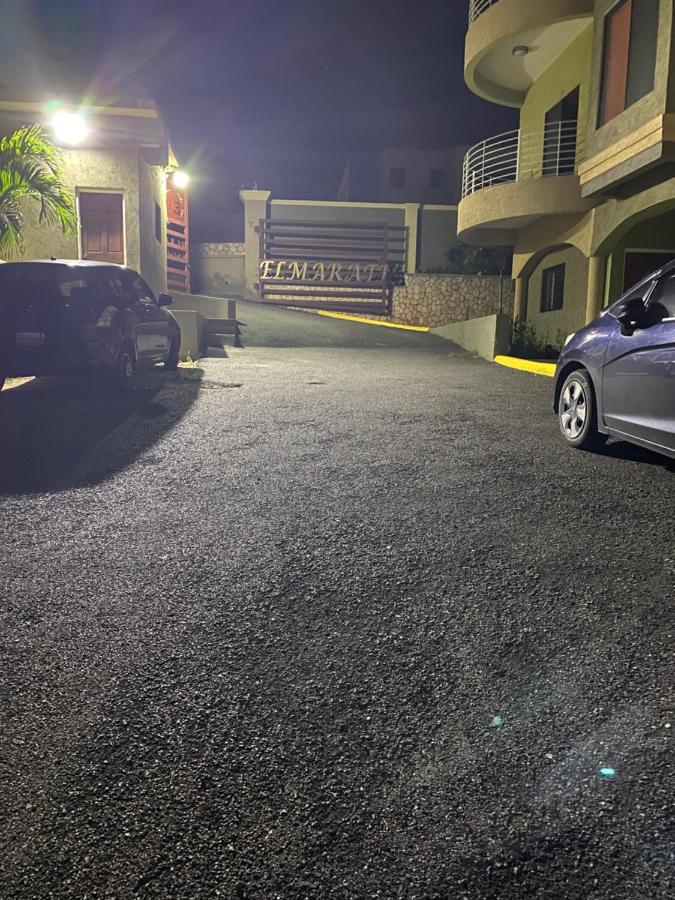 G&M Hill view Horizon Gated Community - B&B Kingston