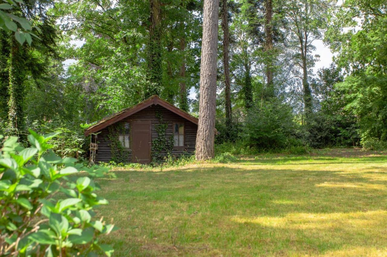 12P 6B Renovated villa with jacuzzi at Genk - B&B Genk