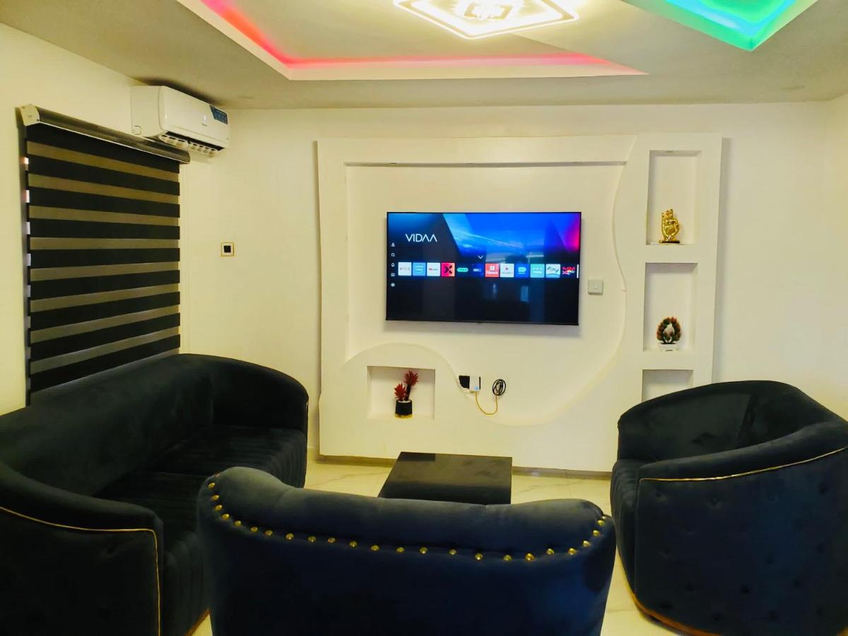Onpoint luxury Apartment - Chambres d’hôtes Adeleye