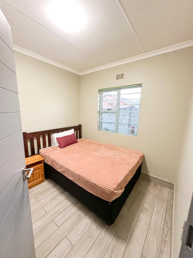 29 on Windsor Rooms- in Camelot,Kuilsriver - B&B Silver Sands