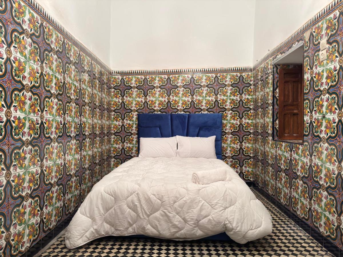 Standaard Tweepersoonskamer met Gedeelde Badkamer