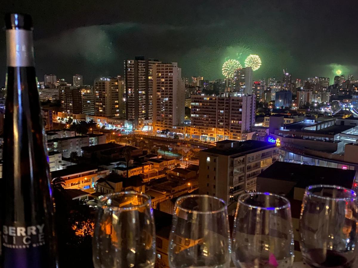 Hermoso y moderno departamento, nuevo, a pasos de la Quinta Vergara, cercano a los mejores atractivos de viña del mar, con maravillosa vista - B&B Viña del Mar