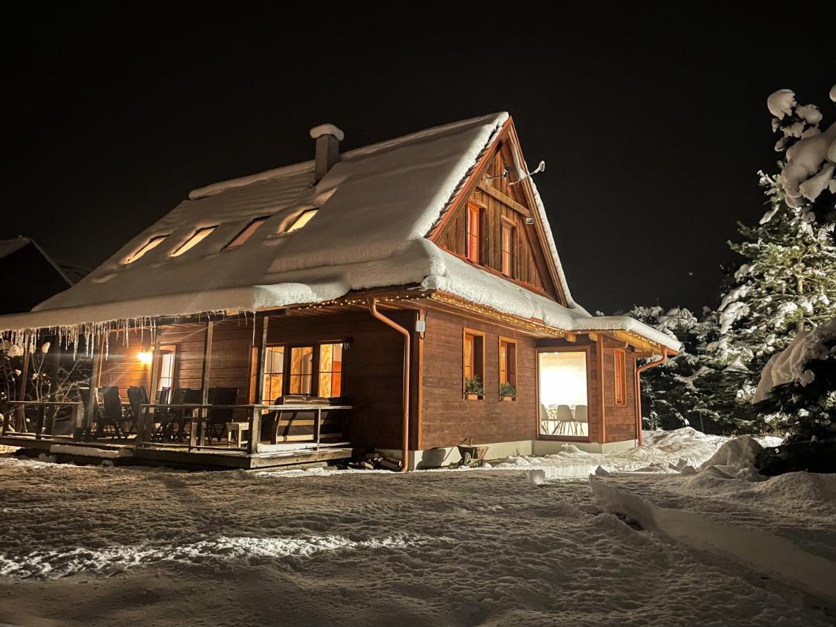 Holiday Raj - B&B Bešeňová