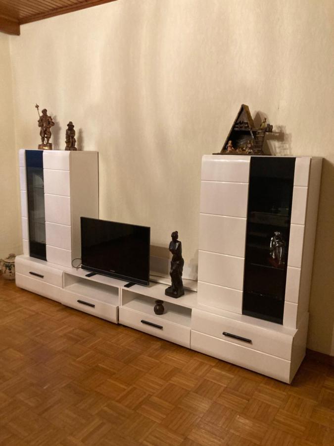 Exklusiv Apartment 50 m Parkplatz Küche Waschmaschine Spülmaschine - Ferienwohnung Duisburg