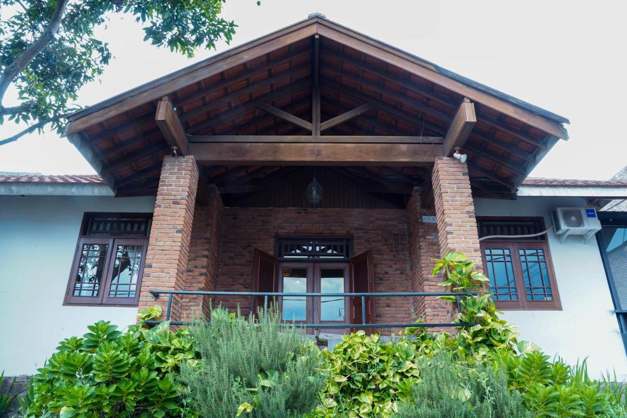 Rumah Canda - Bed and Breakfast Bandung