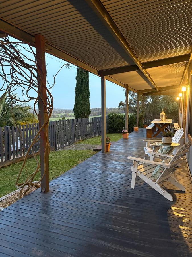 The Bloom Farm Cottage - Ferienwohnung Carrajung South