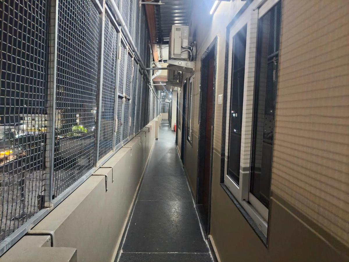 Jaya SriRama Lodge - Ferienwohnung Bhadrāchalam