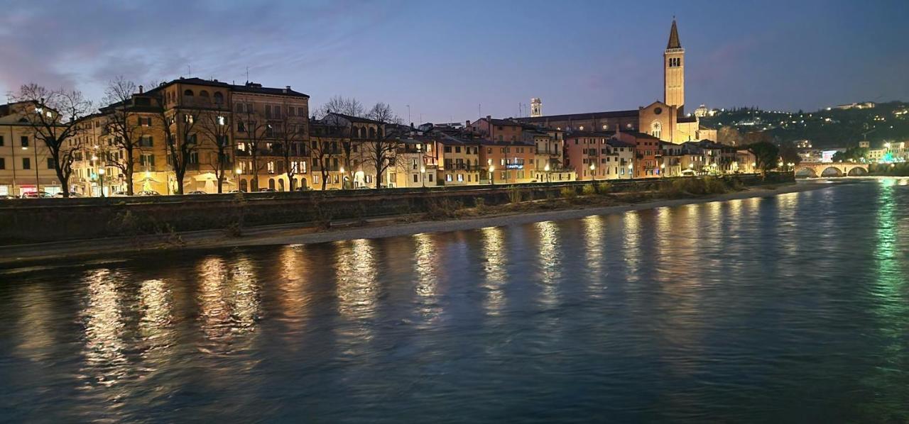 10' Piazza Erbe, Elegance in the Heart of Verona - Chambres d'hôtes Vérone
