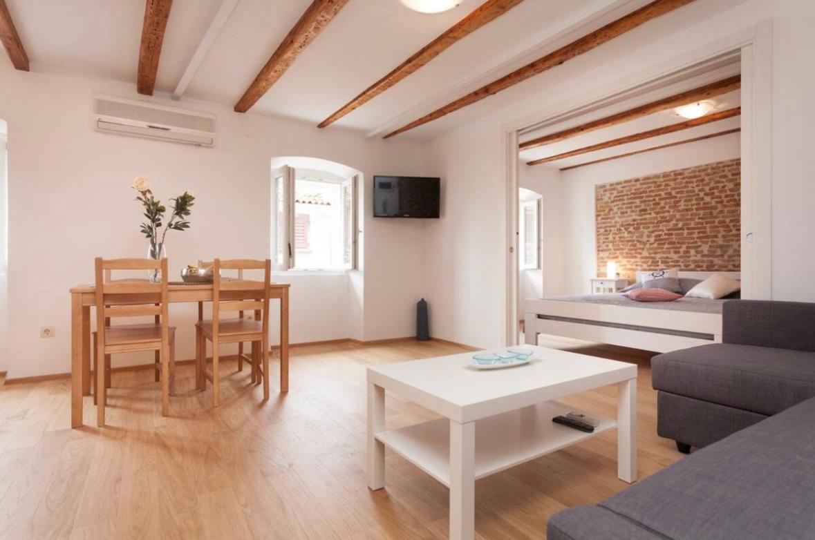 Carera Corner 1BDR Apartments by Irundo - B&B Rovinj