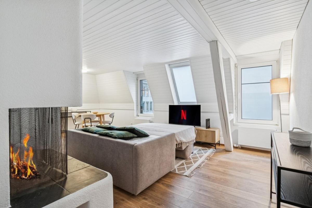 Cozy 1BR in city center - Color 31 - Bed and Breakfast Zürich
