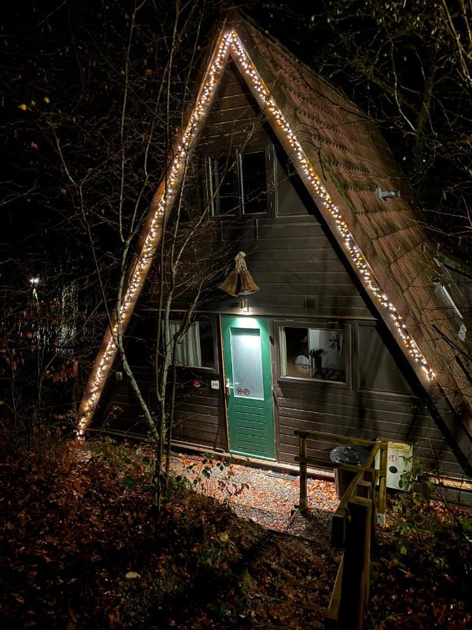 Boshuisje Durbuy met zwembad op het park - B&B Durbuy