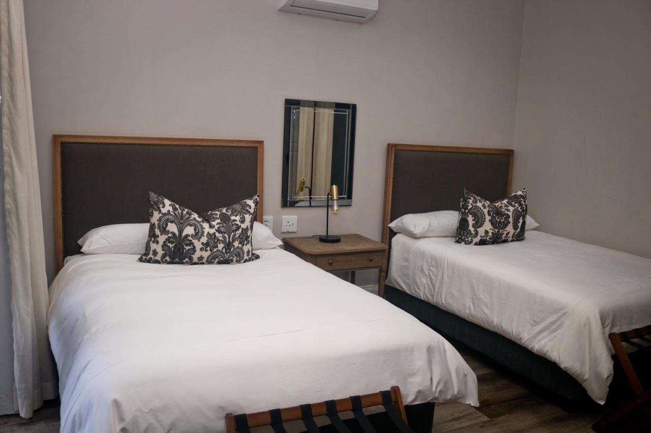 Camera Doppia con Letti Singoli