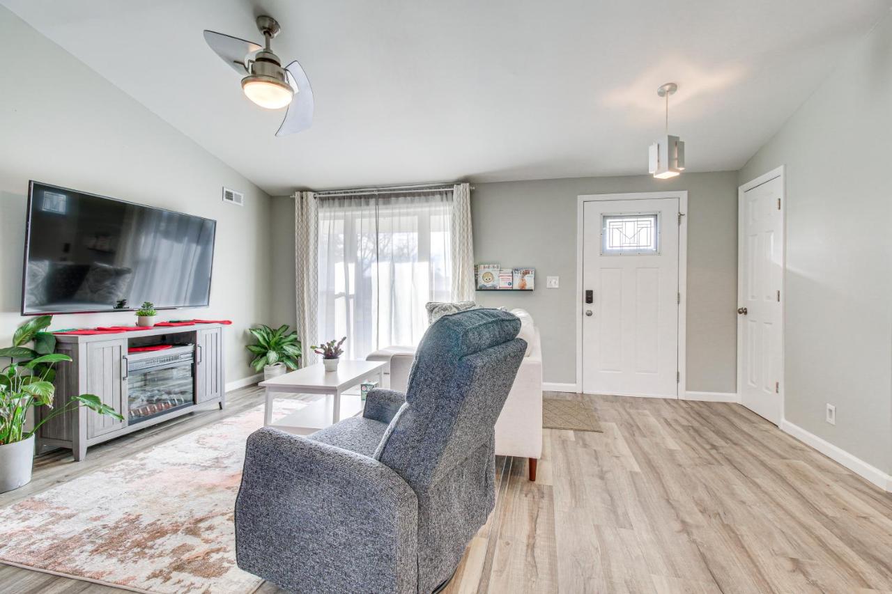 5 Mi to The USAF Museum Dayton Home, Walk to Park - Bed and Breakfast Dayton