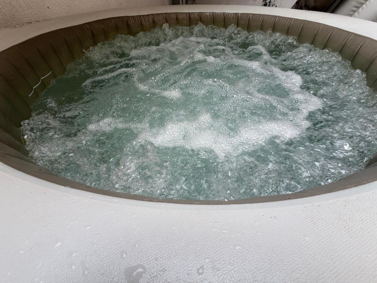 Queluz Maison Jacuzzi Escape - B&B Queluz