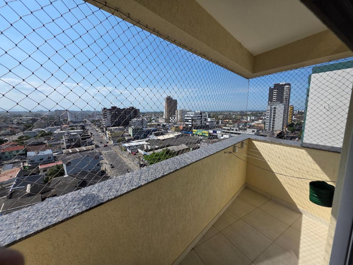 Apartamento em Torres no coração da cidade! Completo 2Q, AC, Churrasqueira, Telas proteção, Garagem - B&B Torres