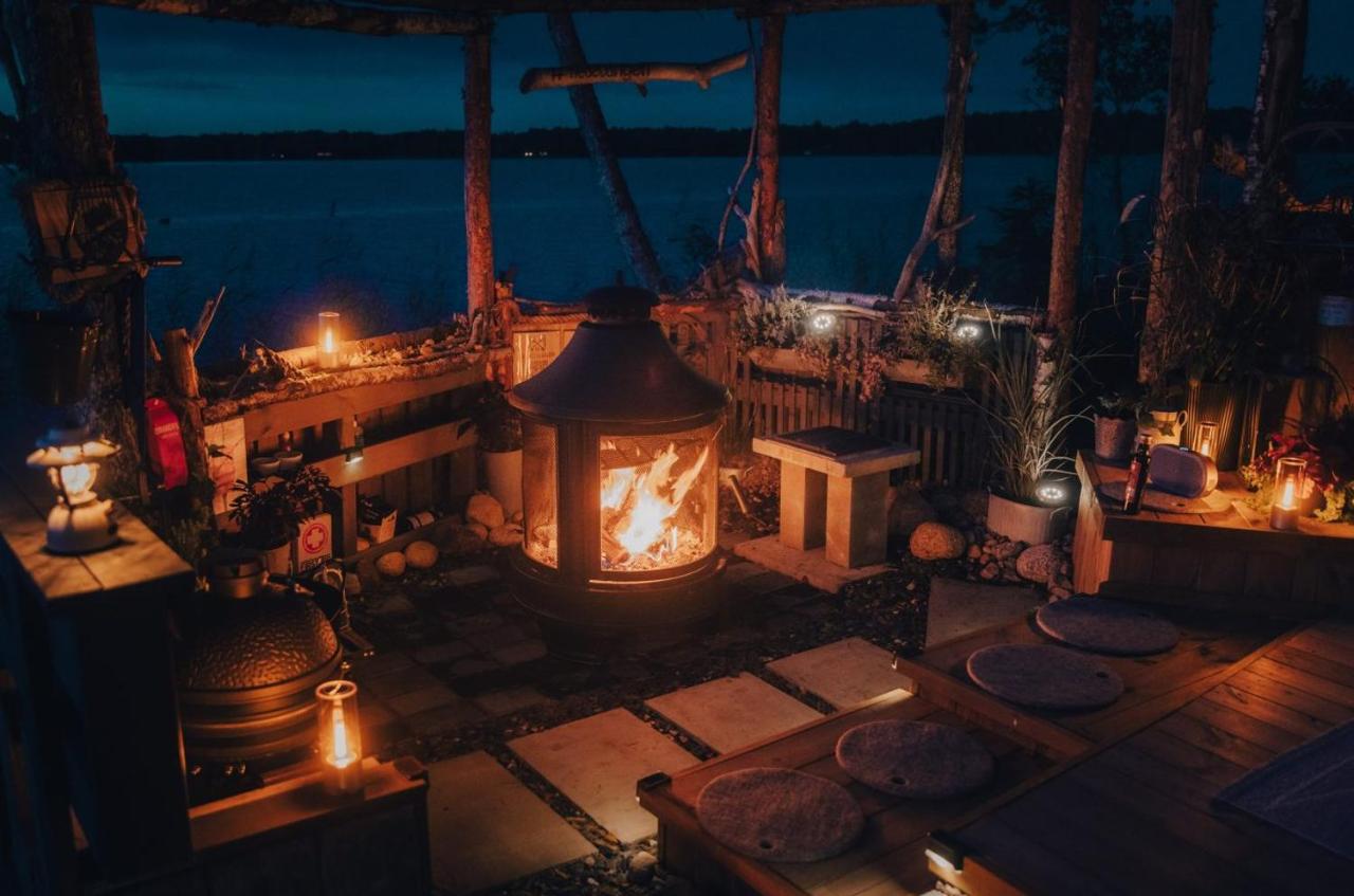 Hedetangen AuroraHut summertime - Bed and Breakfast Storfors