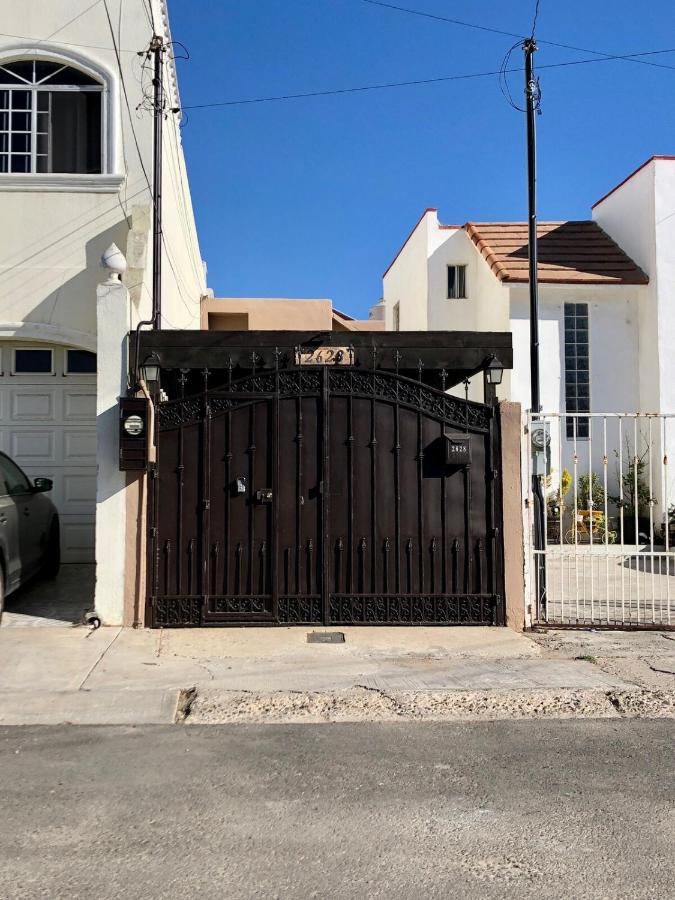 Golden House - Ferienwohnung Tijuana