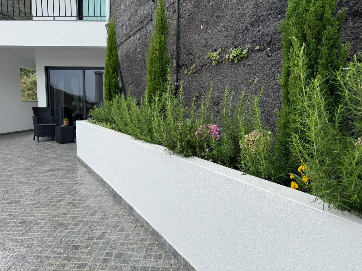 Stay Lombinho - B&B Porto da Cruz