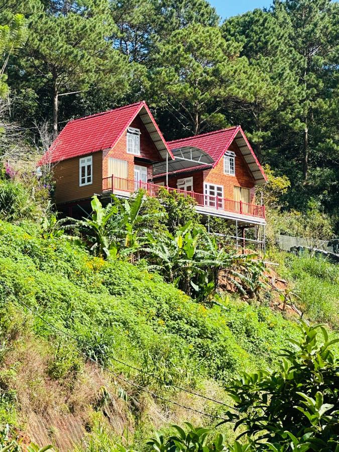 Lưng Đồi Homestay - B&B Da Lat