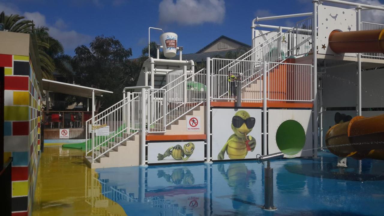 Mermaid Beach Apartment - B&B