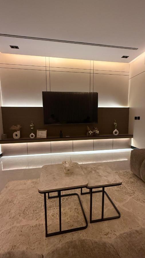 استديو الملقا انيق بجلسة واسعة Studio modren - Bed and Breakfast Riyad