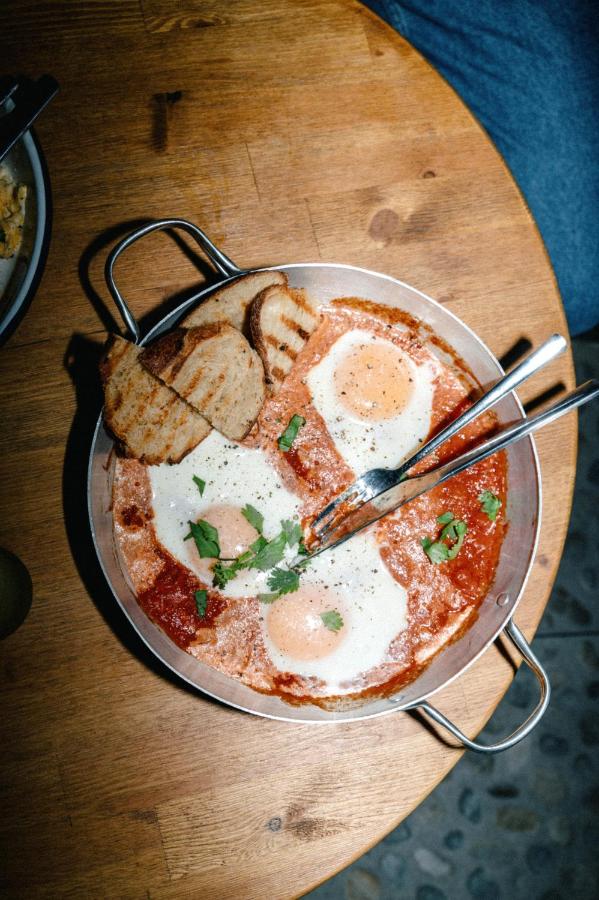 Dogpound Hotel - B&B Athens