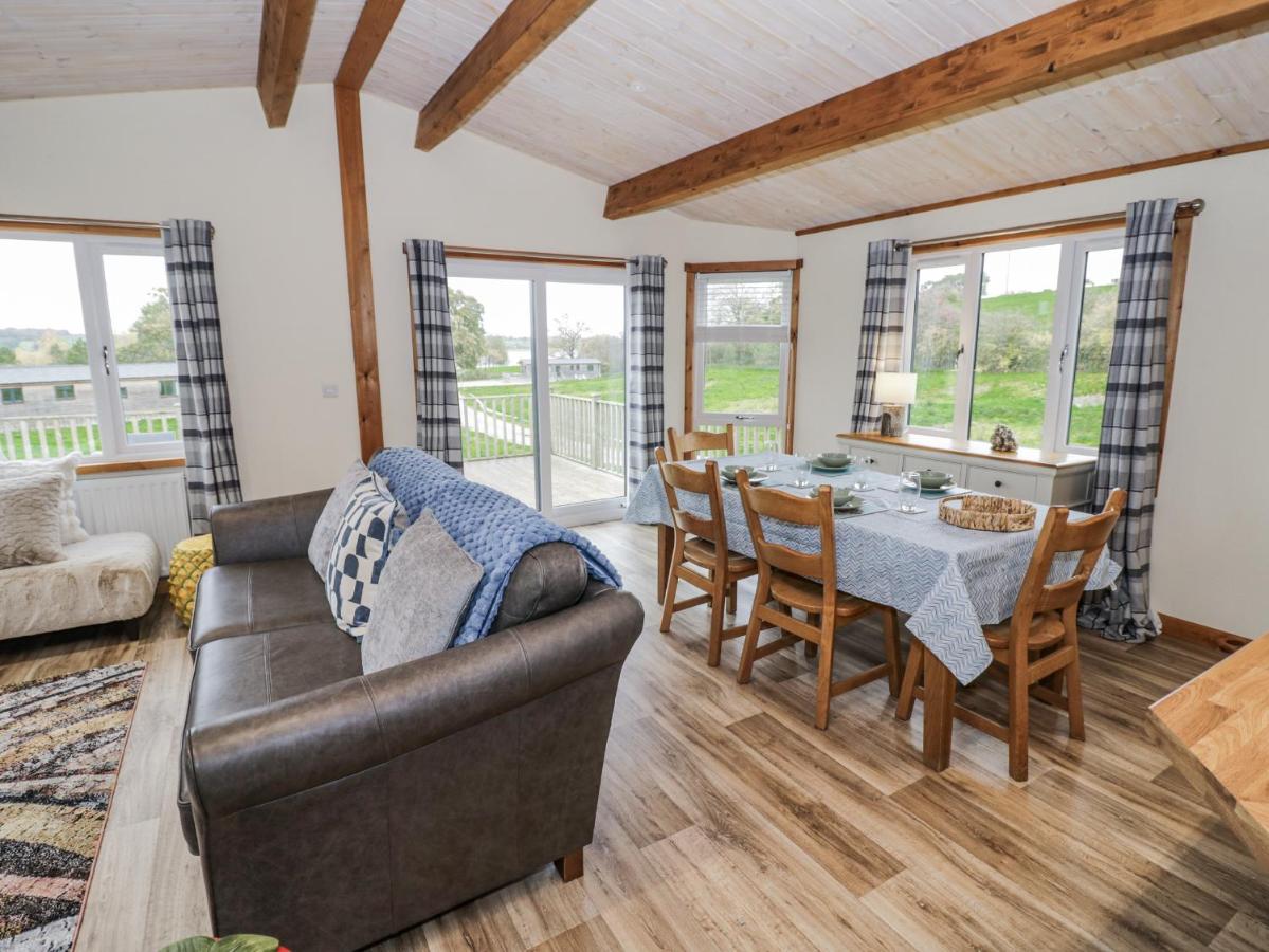 Willow Lodge - Ferienwohnung Rugeley