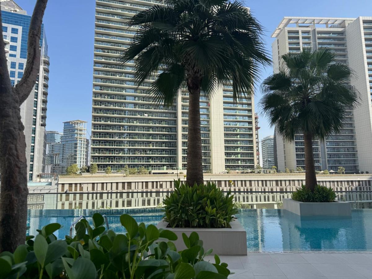 Oasis at The Sterling - Bed and Breakfast Dubai