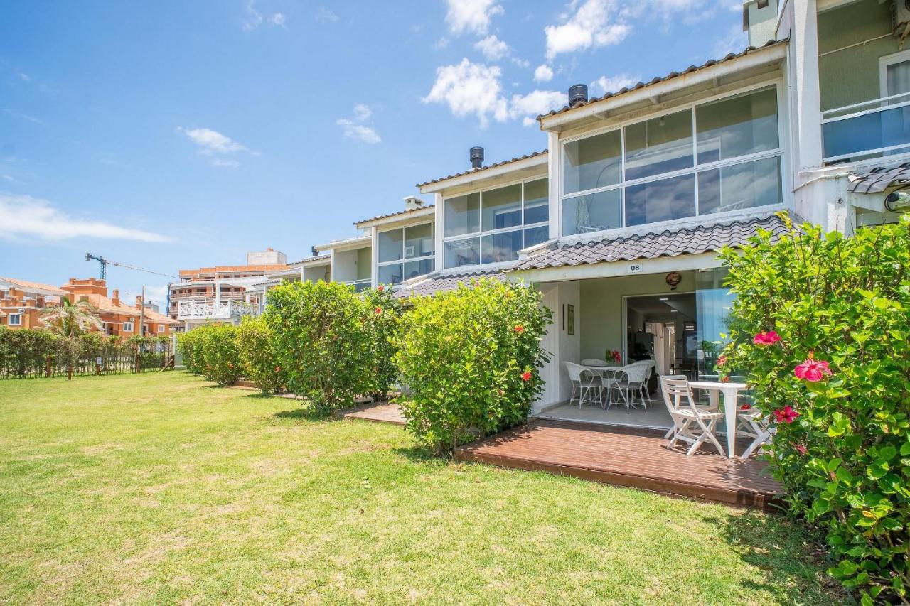 Frente ao mar - Residencial Guilhermina - Casa 08 - B&B Canto Grande