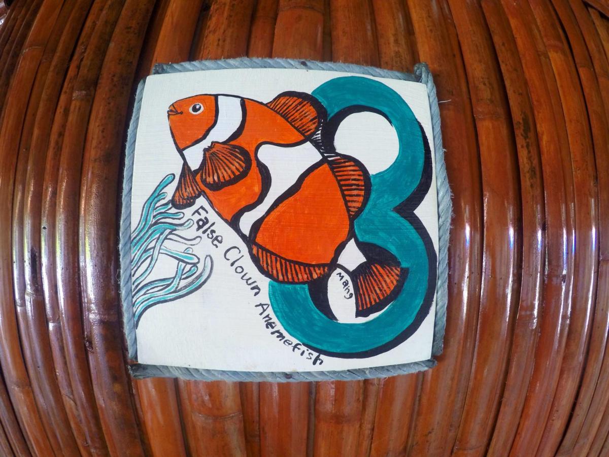 Adang Sea Divers & Eco Lodge - B&B