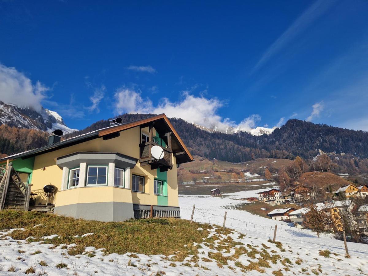 Das Steinmetzhäuschen - Bed and Breakfast Virgen