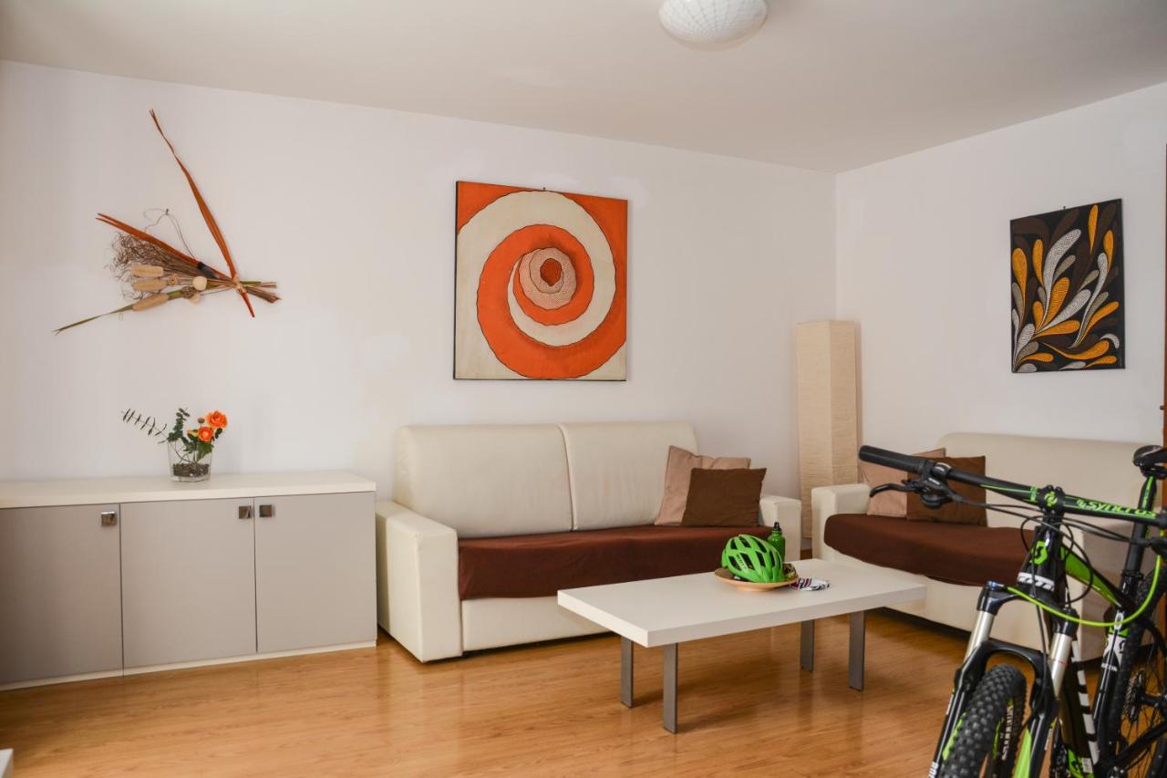 Apartamento con balcón