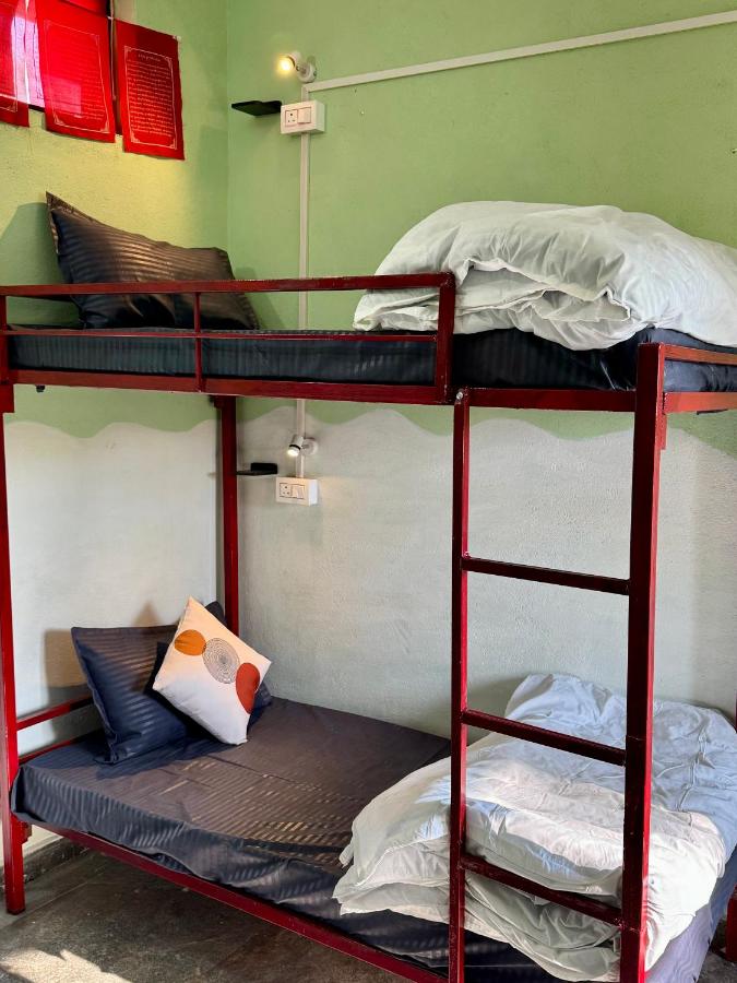 Dormitorio Misto con 6 Posti Letto