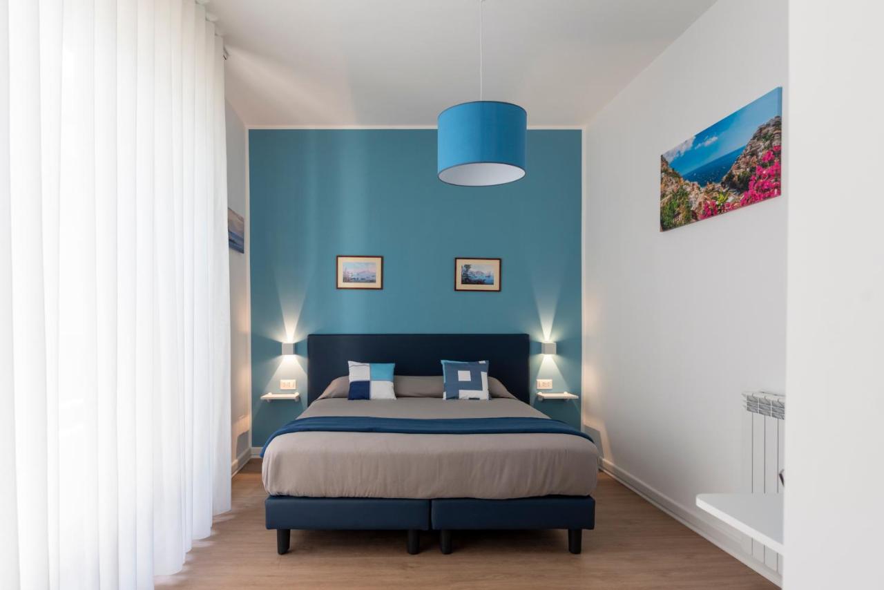 Piazza Dante CASA DI GIO' - B&B Napoli